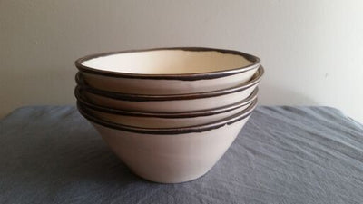 Medium Bowl - White & Metal